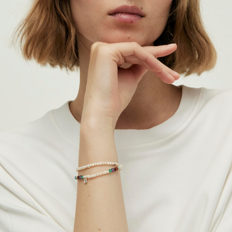 bracciale elastico bold motif con pietre preziose perle coltivate e motivo a forma di orso in argento