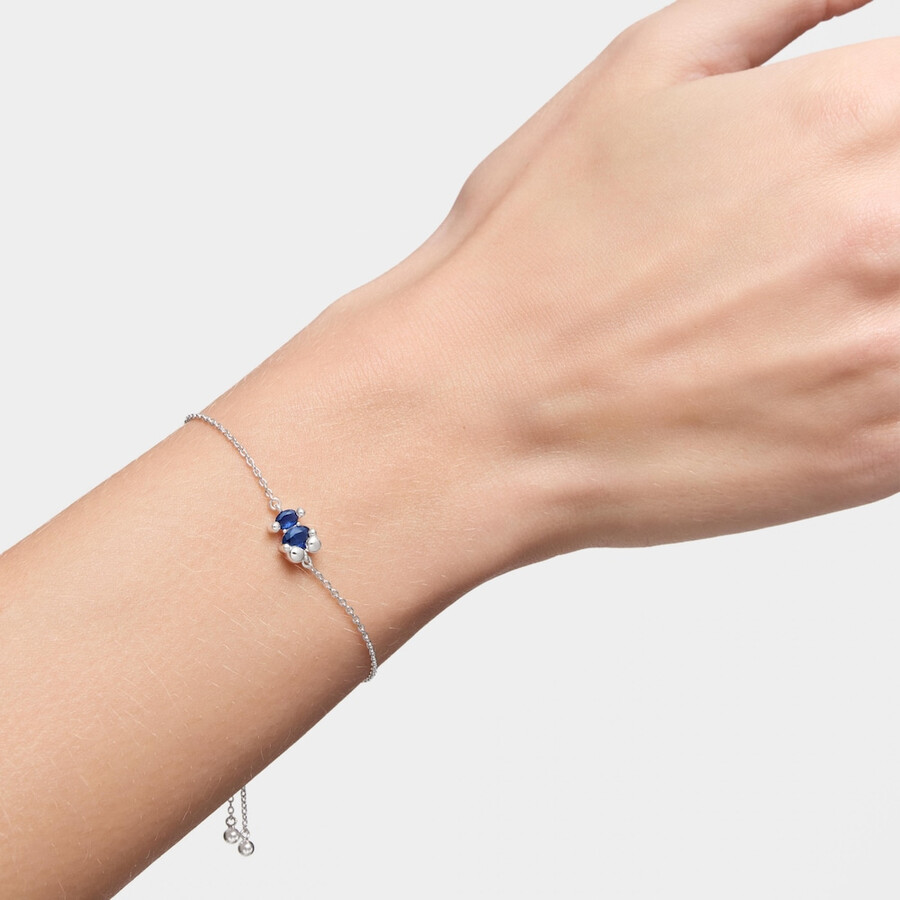 bracciale con catena in argento con motivo orso e zaffiro color lilla coltivato in laboratorio color bear lgg
