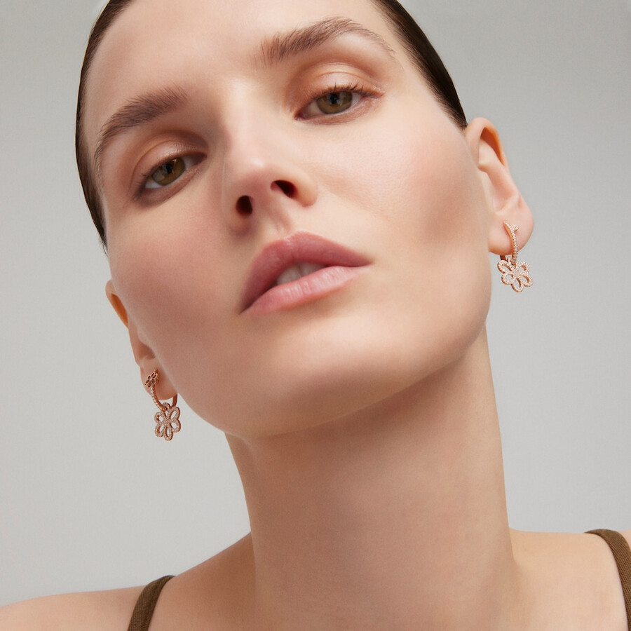 orecchini a cerchio in oro rosa con diamanti tous atelier