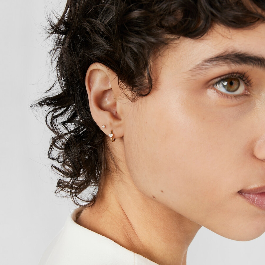 piercing allorecchio in oro con diamanti les classiques