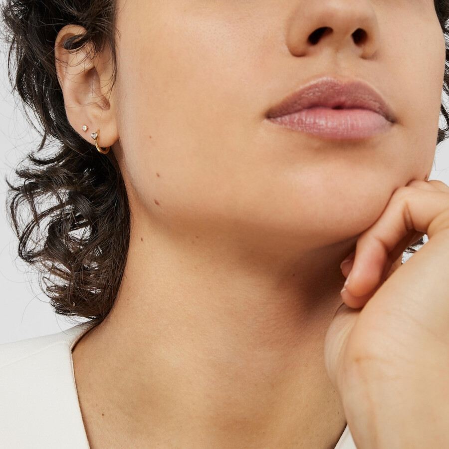 piercing allorecchio in oro con diamanti les classiques