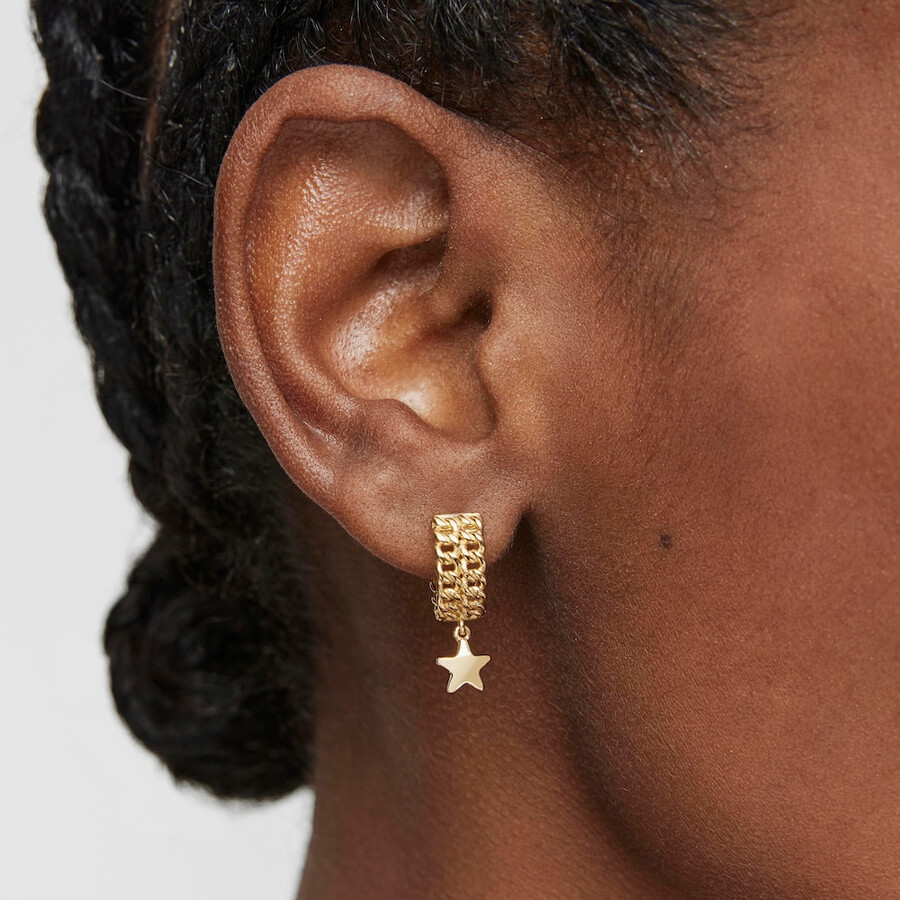 orecchini a cerchio corti con placcatura in oro 18kt su argento e motivo a stella bold motif