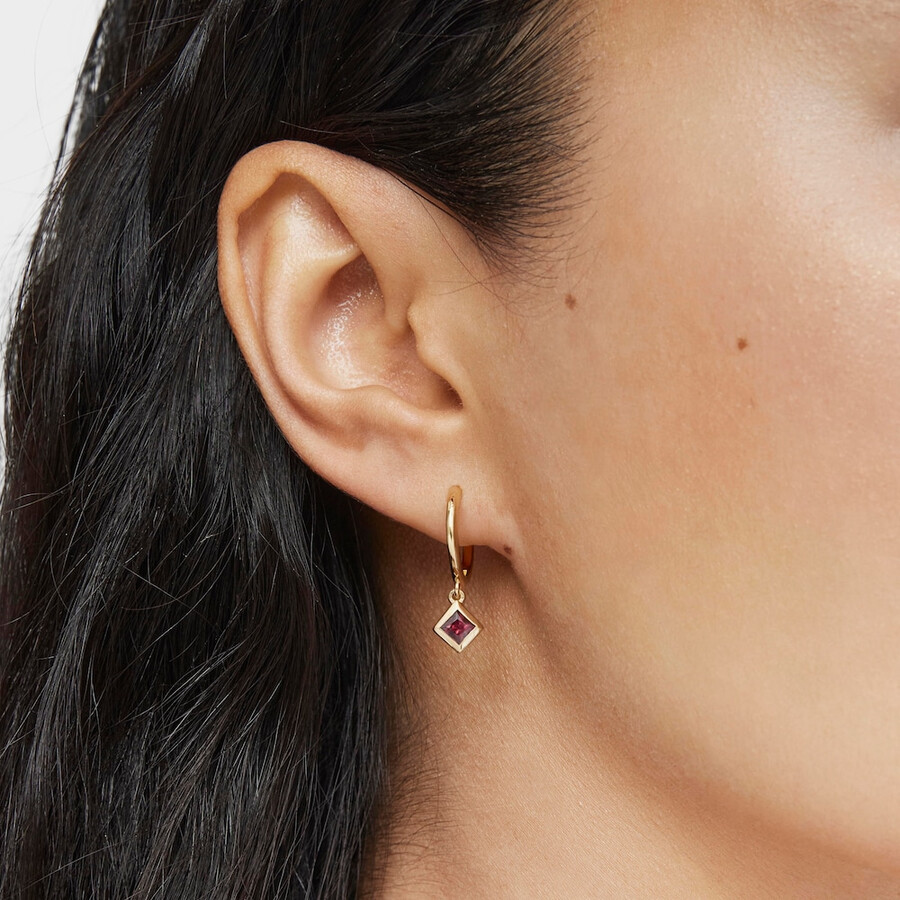 orecchini a cerchio corti con placcatura in oro 18kt su argento e ciondolo in rodolite tous basic colors