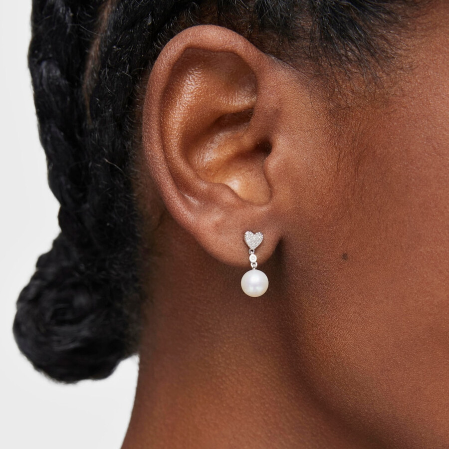 orecchino singolo a forma di cuore corto in oro bianco con diamanti e perla coltivata tous grain