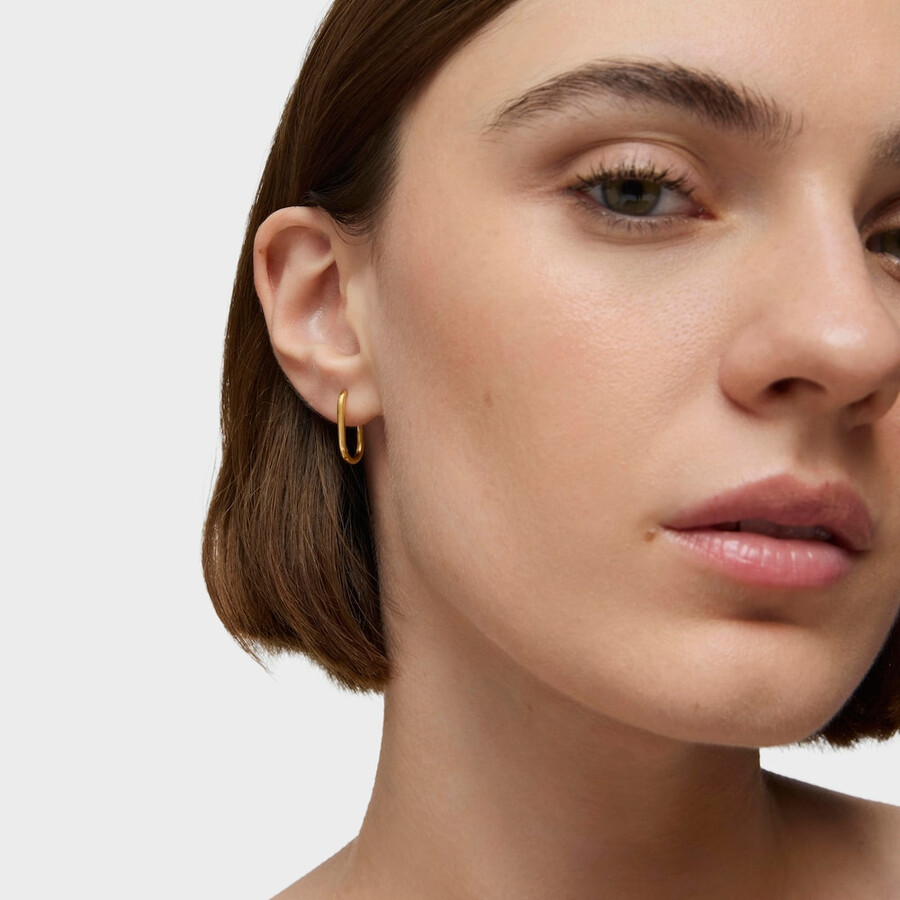 orecchino a cerchio ovale singolo basics da 17 mm con placcatura in oro 18kt su argento