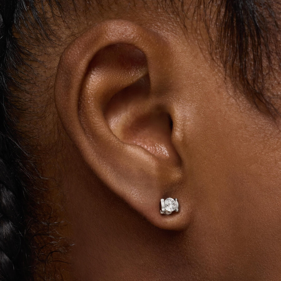 orecchini corti in platino con diamanti coltivati in laboratorio da 050 ct tous sweet diamonds lgd