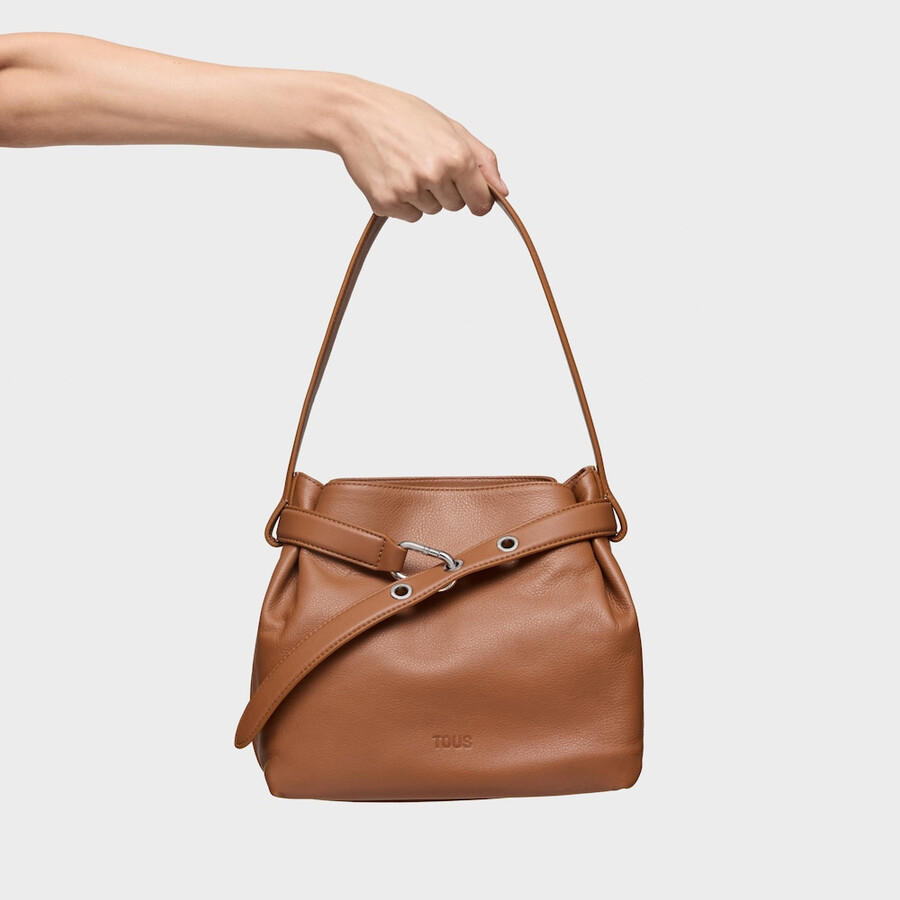 borsa a tracolla media in pelle color cammello tous hold