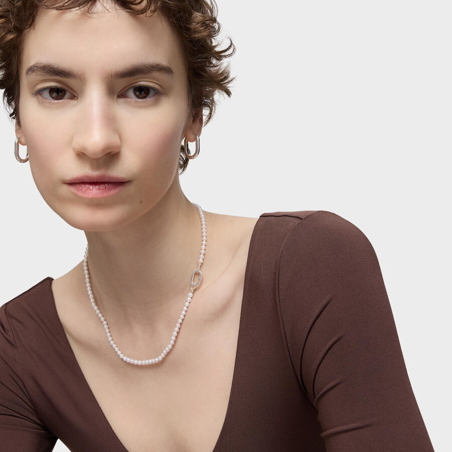 collana con perle coltivate e anello in argento hold oval