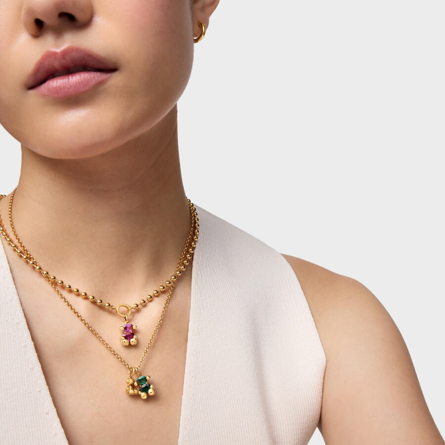 piccolo ciondolo con motivo a orso placcato in oro 18kt su argento con spinello verde coltivato in laboratorio color bear lgg