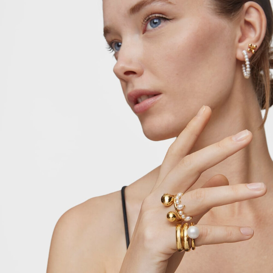 piccolo anello in argento placcato oro 18kt e perle coltivate sugar party
