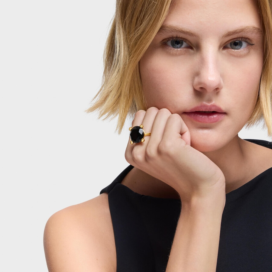 grande anello placcato in oro 18kt su argento e onice colore nero