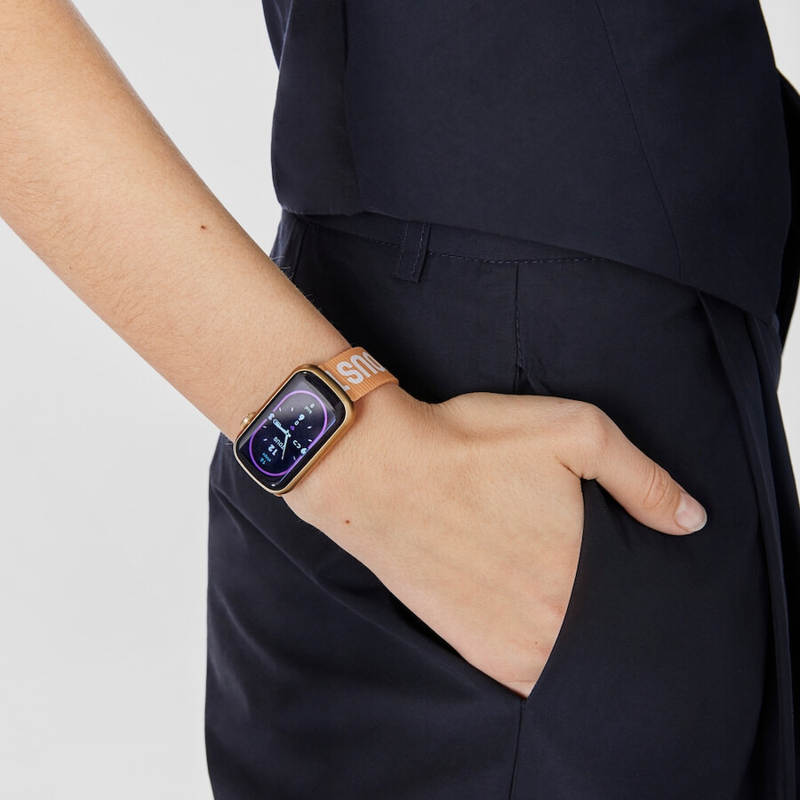 smartwatch con cinturino in nylon e cinturino in silicone bianco t-band