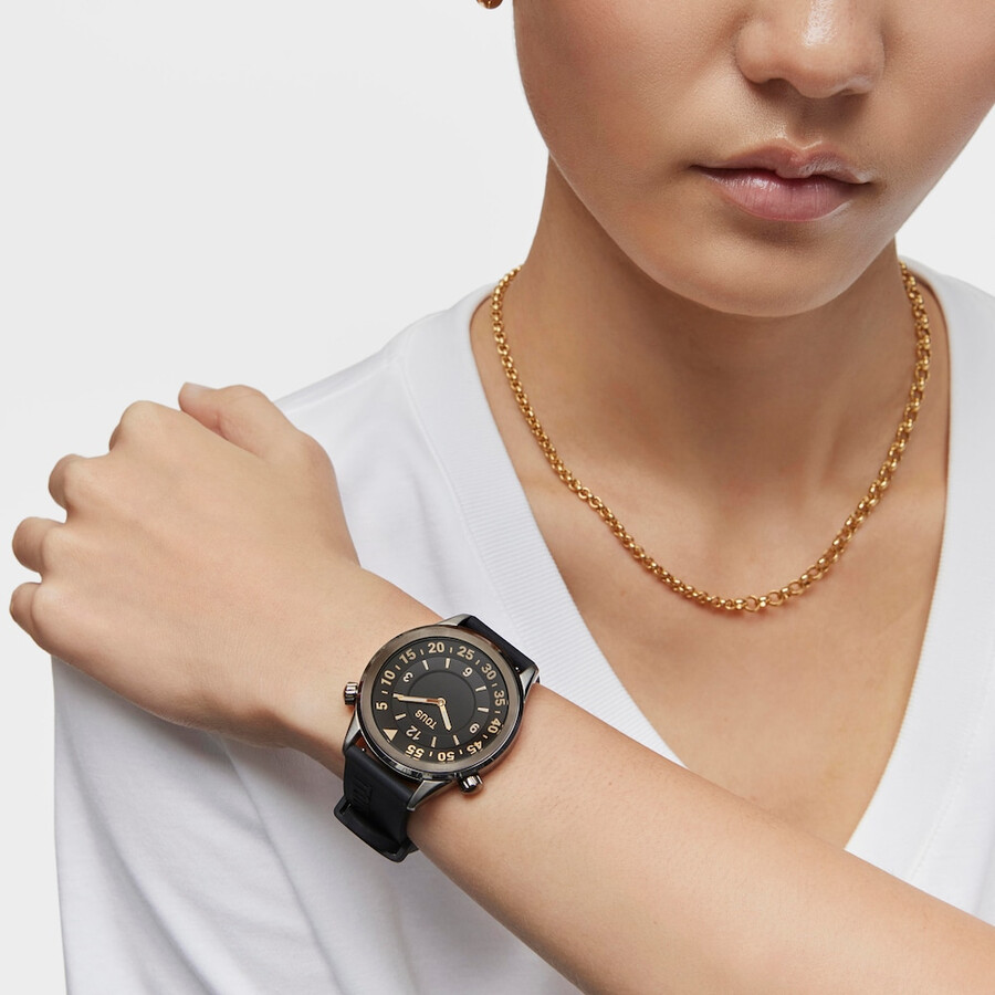 orologio analogico con cinturino in silicone nero e cassa in acciaio ip grigio tous now