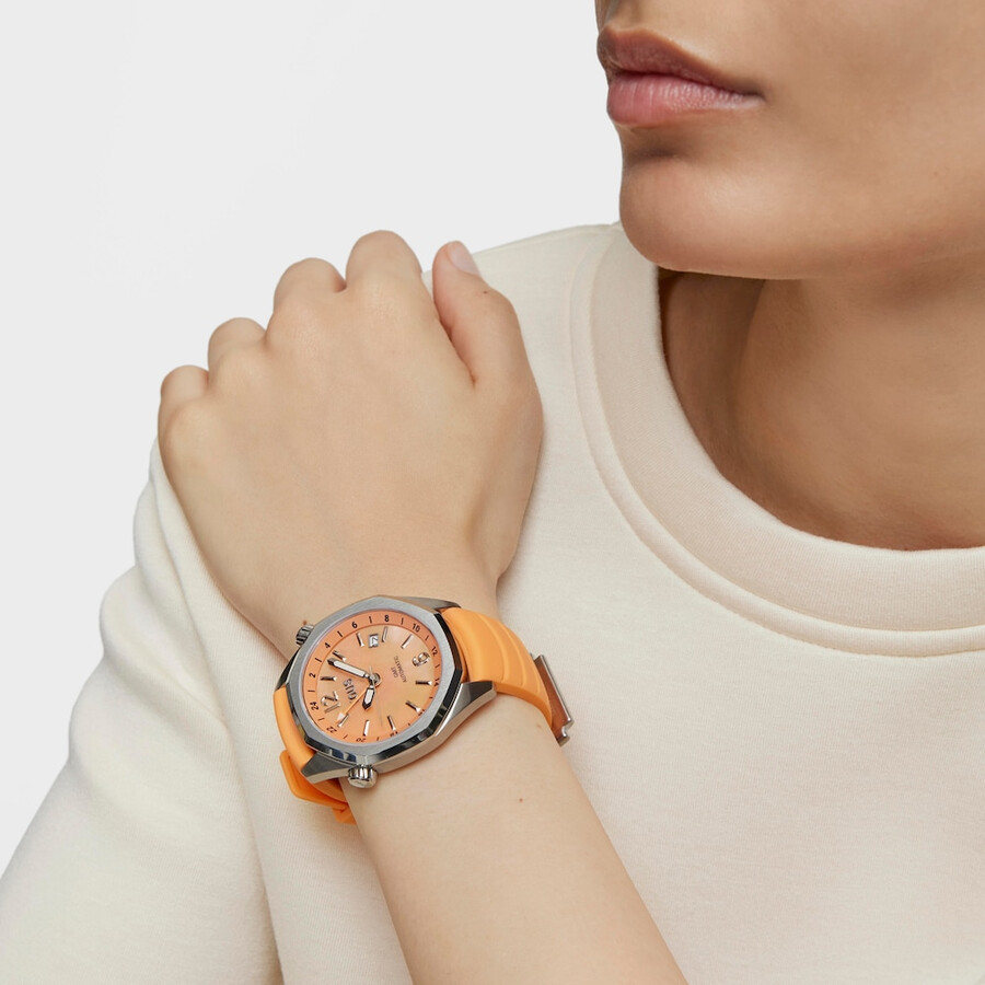orologio automatico gmt con cinturino in silicone color salmone cassa in acciaio e quadrante in madreperla tous now