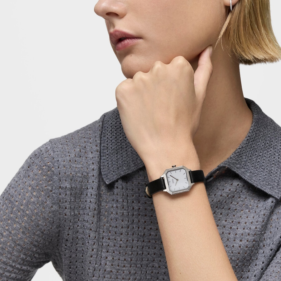 orologio analogico in acciaio con movimento svizzero diamanti da 040 ct e cinturino in pelle nera les classiques
