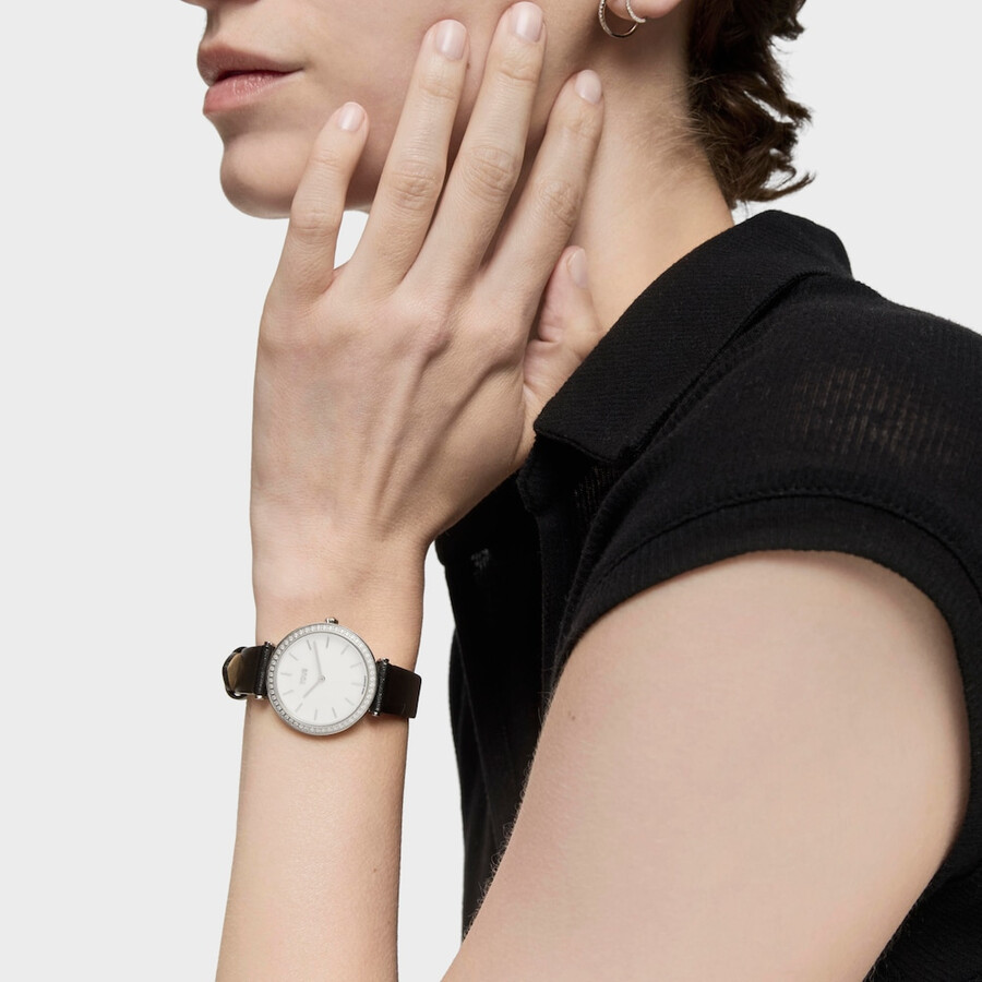 orologio analogico in acciaio con movimento svizzero diamanti da 049 ct e cinturino in pelle nera les classiques