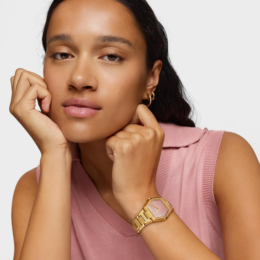 orologio analogico con bracciale in acciaio color oro e quadrante in madreperla rosa karat