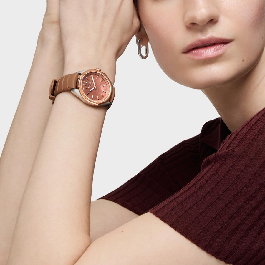 orologio analogico con movimento svizzero quadrante in madreperla e cinturino in gomma color moka tous now lady